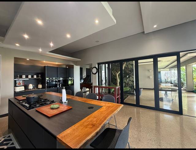 4 BEDROOM FREEHOLD FOR SALE IN ZINI RIVER ESTATE